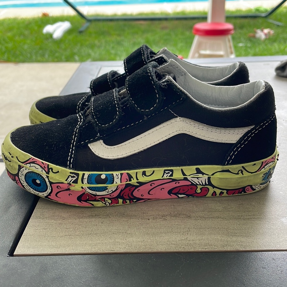 Vans